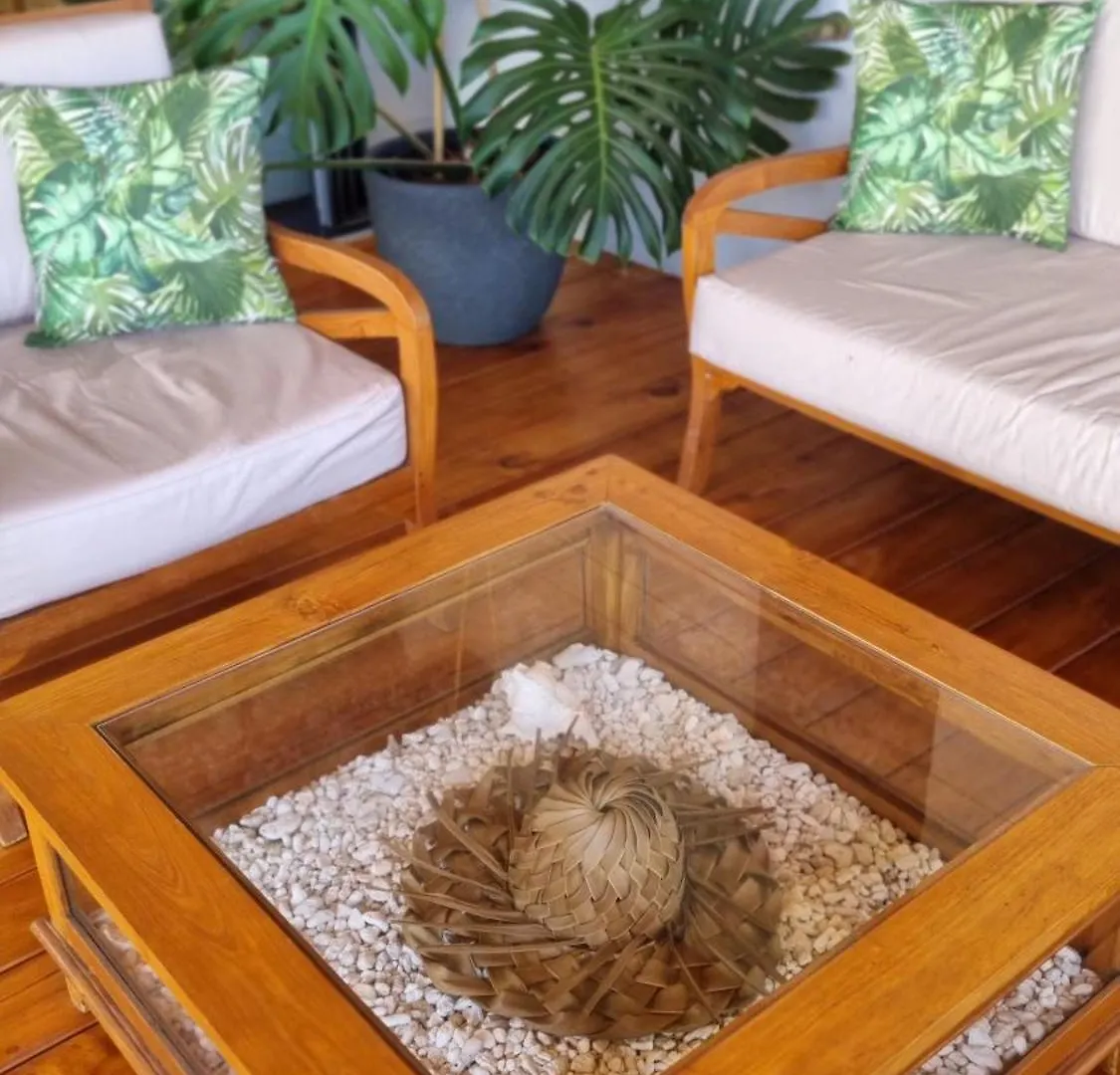 Raahere Lodge - Near The City Center Papeete  0*, Papeete (Tahiti) Frans-Polynesië